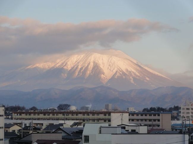 すいません。失念しましたが結構立派な山です。