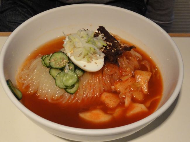 平壌冷麺です。<br /><br />強力なコシがあり食べごたえ満点です。