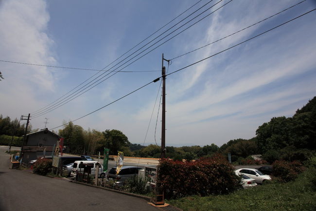 飛鳥寺（岡寺）<br /><br />ルカのガイドを<br />よく見なかったので<br />間違いに気づくのは<br />かなり後でしたが<br />まあ<br />寄り道には良かったかな？<br /><br />駐車料金５００円は<br />ちょっと高い気がします