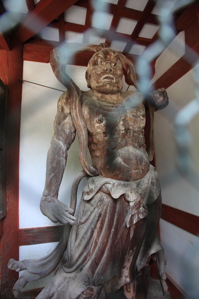 あ<br /><br />古そうですが<br />迫力は・・・<br />立派なのを見たあとなので<br />これくらいじゃ感動は薄いですね