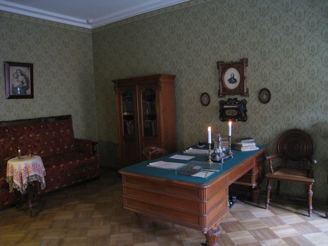 ドストエフスキー文学記念館。