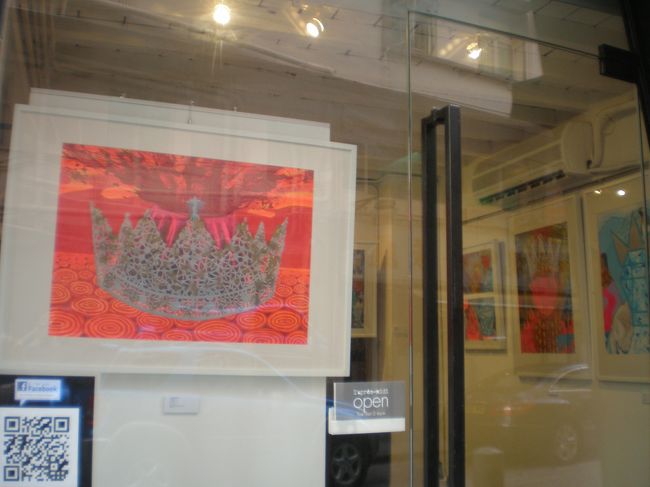 【ラプレス・ミディ】<br /><br />浣紗街に面して小さなギャラリーがオープンしています。ラプレス・ミディ・ギャラリーです。香港出身のブレーク前のアーティストの展覧会をやっています。オーナーさんの趣味でやっている感じです。<br /><br />ラプレス・ミディ：クチコミ投稿しました。