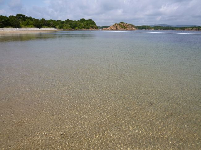 水もきれいで波も穏やかです。