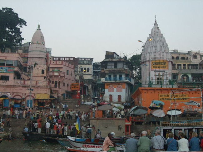 私もボートに乗ります。