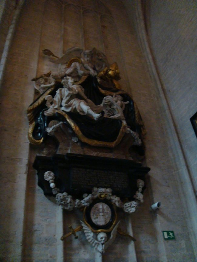 ﾉｰﾄﾙﾀﾞﾑ大聖堂の内部