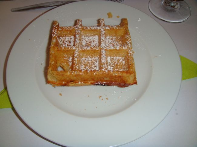 アントワープでディナー<br />･ﾜｯﾌﾙ <br />