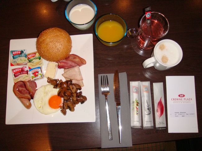 ﾎﾃﾙ【ｸﾗｳﾝ　ﾌﾟﾗｻﾞ　ｱﾝﾄﾜｰﾌﾟ】のﾓｰﾆﾝｸﾞ<br />ホテルビュッフェ