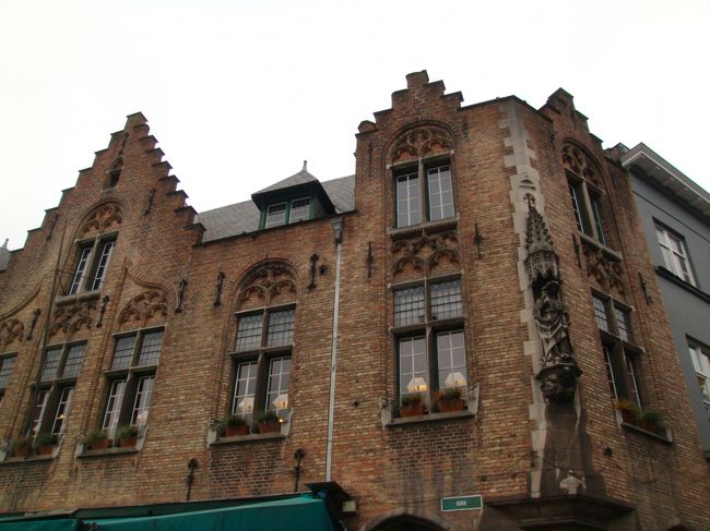 ブルージュのﾏﾙｸﾄ広場