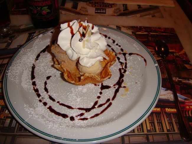 ﾌﾞﾘｭｯｾﾙのﾃﾞｨﾅｰ<br />･ﾜｯﾌﾙ&amp;ﾊﾞﾆﾗｱｲｽｸﾘｰﾑ&amp;ﾁｮｺﾚｰﾄｱｲｽｸﾘｰﾑ <br />