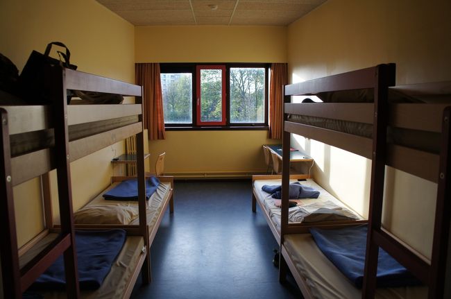 ブルージュ'Bruges - Europa'(ユースホステル)の客室<br />６人部屋に４人宿泊しました。 