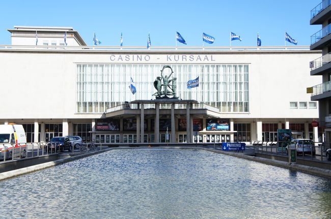 カジノ(Casino Kursaal)(南東側)(コーニングス通りから)