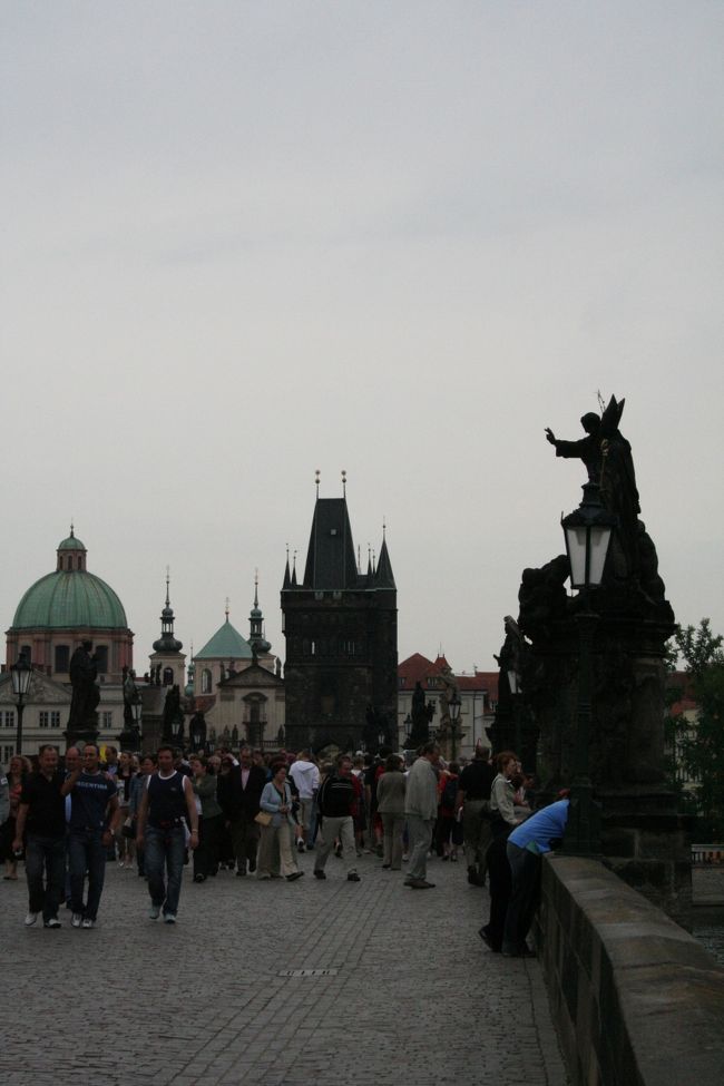 5/13　プラハ　カレル橋