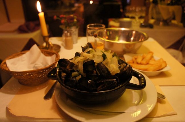 ムートン・ドールの主菜<br />もちろんムール貝を頼みました<br />
