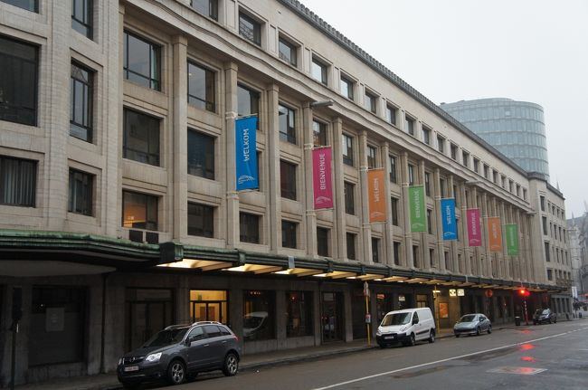ブリュッセル中央駅(南側)とカンテルステン通り