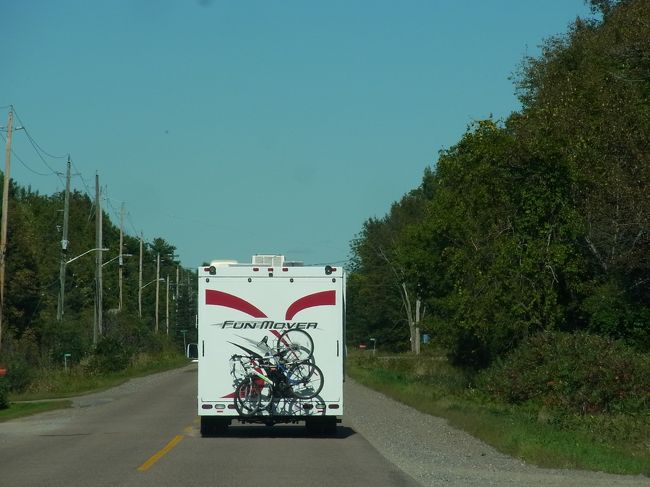 お昼のサンドイッチをご馳走になった後、ご挨拶して、戻ります。