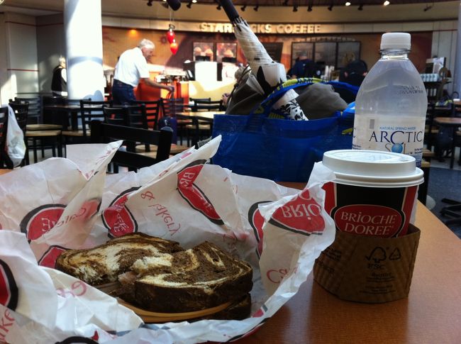 ちょっと腹ごしらえ。