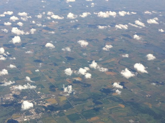 可愛い雲が。<br />オタワにさよならです。また来るぞ！