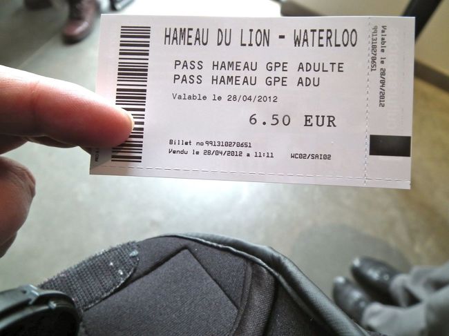 　これで戦いを描いた動画が見られて、40.5mの丘に上がり、パノラマ館というジオラマと音響の見せ物（これがとんだ興ざめの代物なんですが）を楽しむことができるわけです。