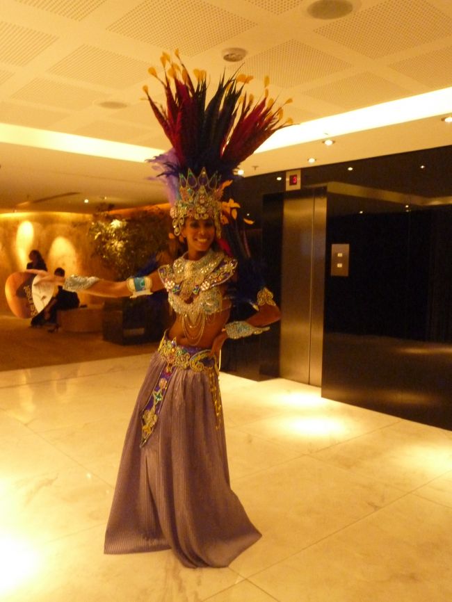 リオのカーニバルスタイルのお姉さま！
