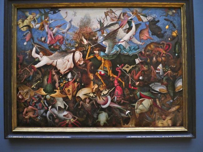 　ピーター・ブリューゲル作「叛逆天使の墜落」って奴でございます。もう私なんぞは狂喜乱舞となってしまう、まさにブリューゲルの真骨頂ではありませぬか。<br /><br />　私、「雪中の狩り」だとか、「農家の婚礼」なんてのも嫌いじゃありませぬが、これとか「悪女フリート」（どうも日本でいわれている「狂女」は意味としておかしいんじゃないかといわれてもいるそうです）なんかの方が数段好きです。多分夢の中に出てくるかもしれませんが。