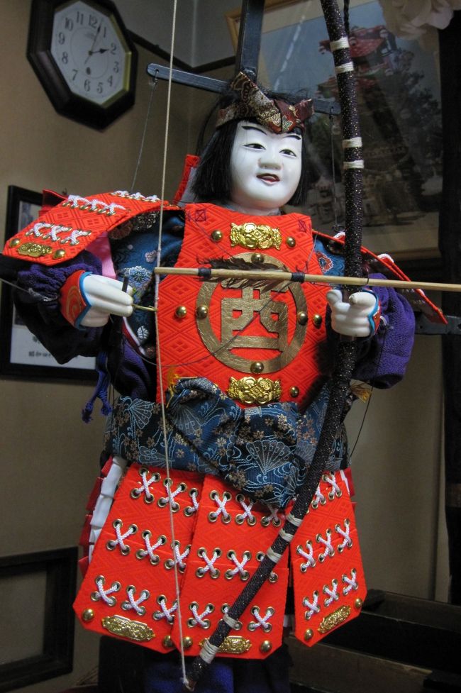 2012梅雨、知立神社(3)：6月8日(3)：西南役石碑、井村祖風句碑、からくり人形、文化財展示品