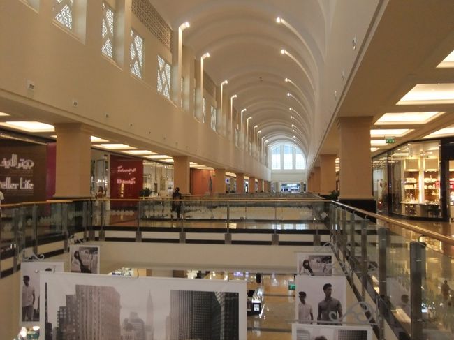 モール・オブ・エミレーツ。<br />大きなモールでした。