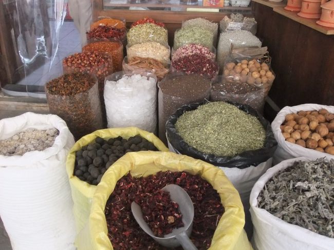 次はスパイススークへ。