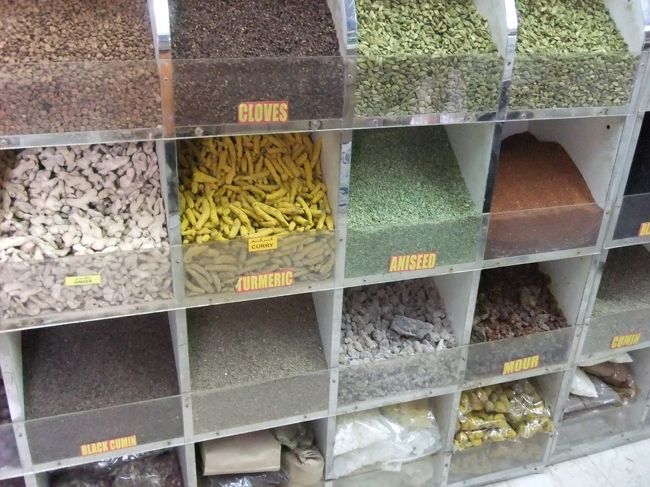 色んなスパイスがあって楽しい。