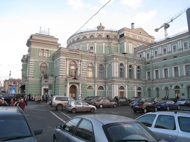 終わって夜９時２０分でこの明るさ。