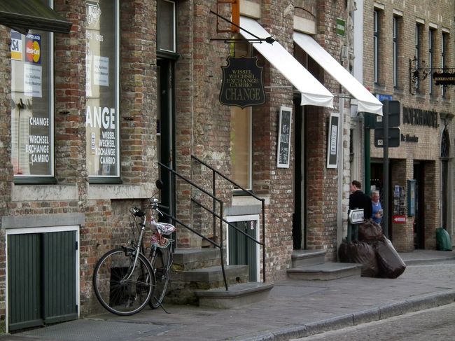 　その代わり、町並みはじっくり眺めて楽しむことができるわけですよ。うんうん。