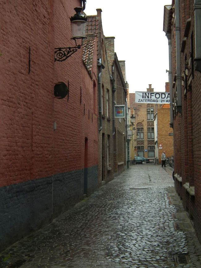 　路地大好き人間としてはここはよろしうございますよぉ〜！