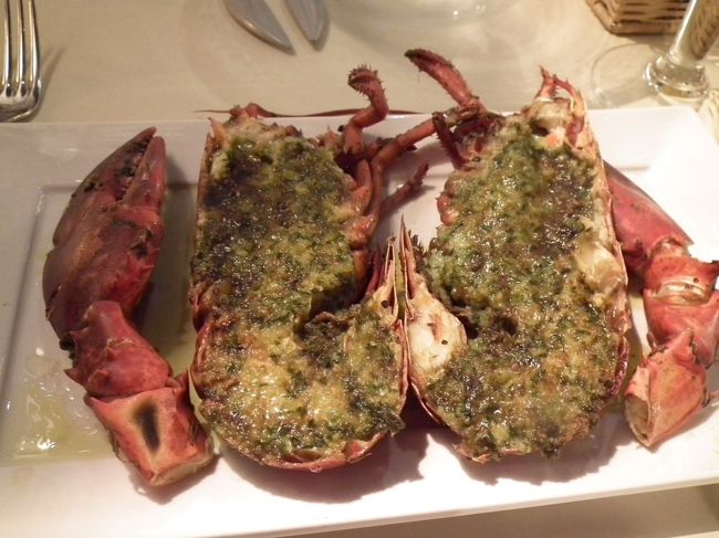 　ふっふっふ・・・・メインはこれ、これです、ウフフフ・・・これ。<br /><br />　ガーリックがしっかりきいております。いやいや、旨いです。どうしてこんなに甲殻類に弱いのかなぁ。ウフフフフ・・・・。