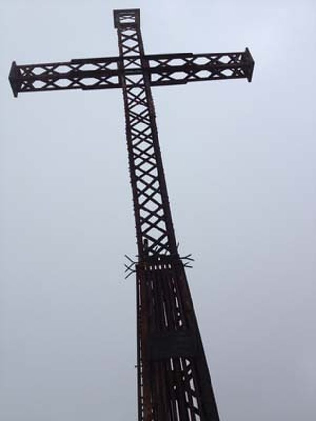 頂上にある十字架 <br />