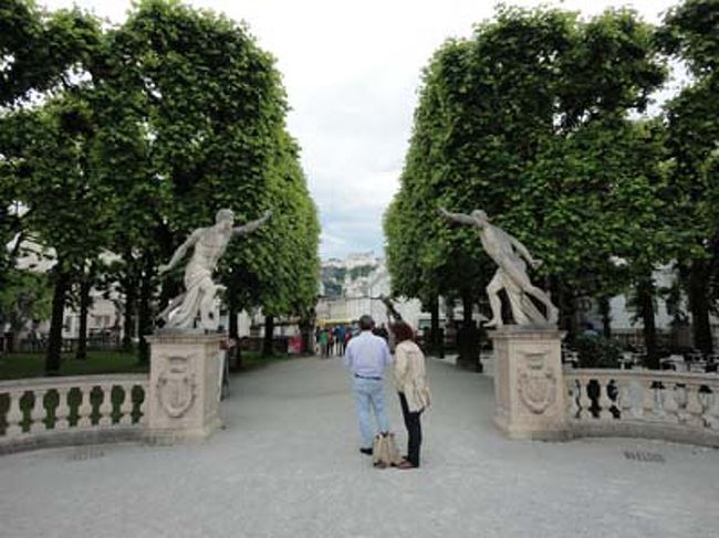 ミラベル庭園入り口