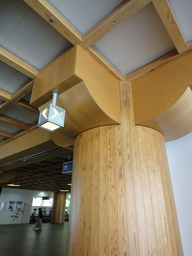 柱は太く、電気もレトロな感じでｇｏｏｄ！