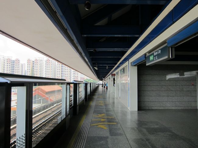 さぁ今日の行き先は<br />ジュロンバードパーク。<br />地下鉄でちょっと長旅。