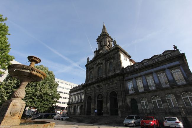 市庁舎裏のトリアダンテ修道院