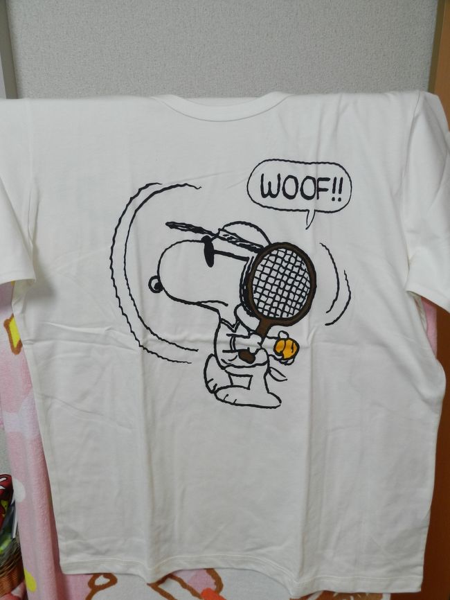 JOECOOL用には、ジョークールがテニスをしているＴシャツも買いました。