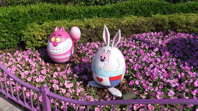 アリスのネコとうさぎ