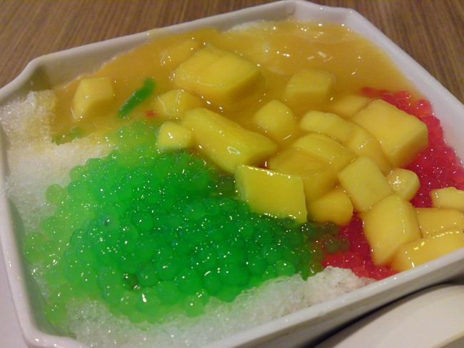 帰りにかき氷を食べました☆<br />マンゴーがおーいーしーいー！！！