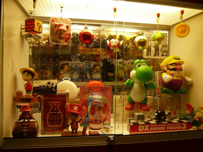 空港に妹を見送りに。<br />何か見たことあるものたちが(笑)