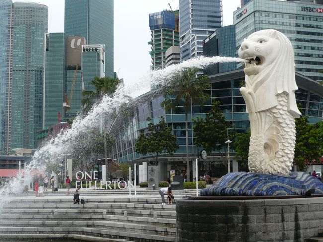 シンガポールと言えば！マーライオン！