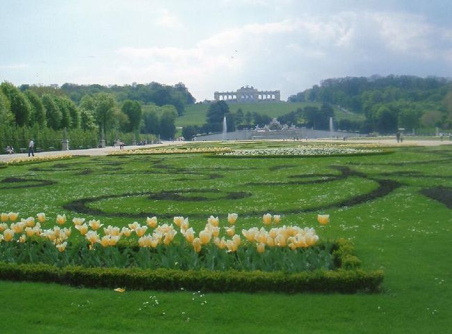 丘の上にあるブロリエッテまでかなり距離があった。<br />見た目以上にでかい。<br />２０分以上かかったと思う