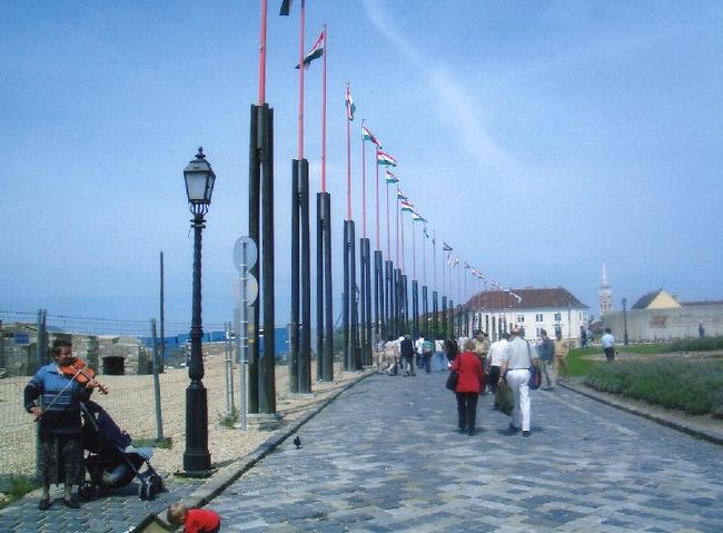 王宮の丘はとても整備されてます