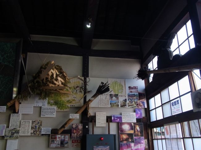 二月堂横に、無料の休憩場所があります。<br />麦茶が美味しかったです。<br />使った湯のみは、自分で洗って元に戻します。<br />お手洗いも、様式最新の物が設置されていました。