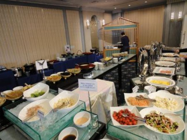 朝食ブッフェ<br />和食「海幸」がクローズのため、二泊とも朝食はブッフェのみ <br /><br />
