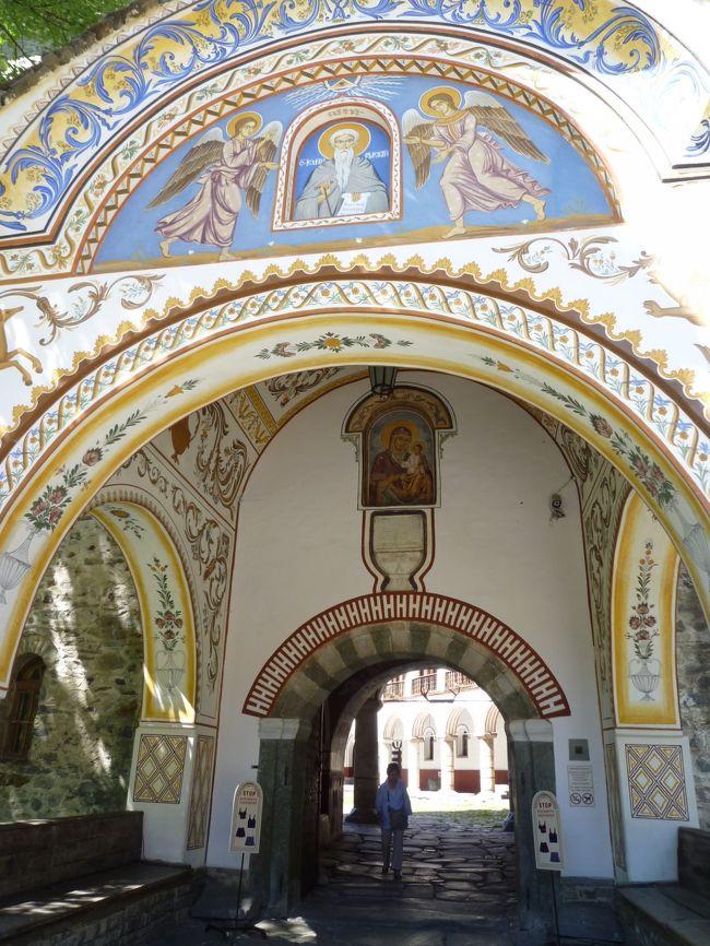 サモコフ門<br />この門を出て正面に揚げパン屋さんがあります。