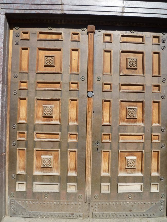 聖ソフィア教会の扉