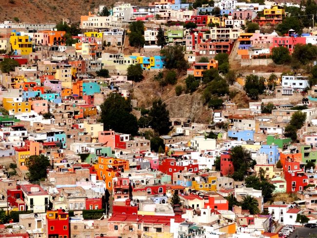 メキシコのカラフルでかわいい街並み フォートラベル メキシコのカラフルでかわいい街並み フォートラベル