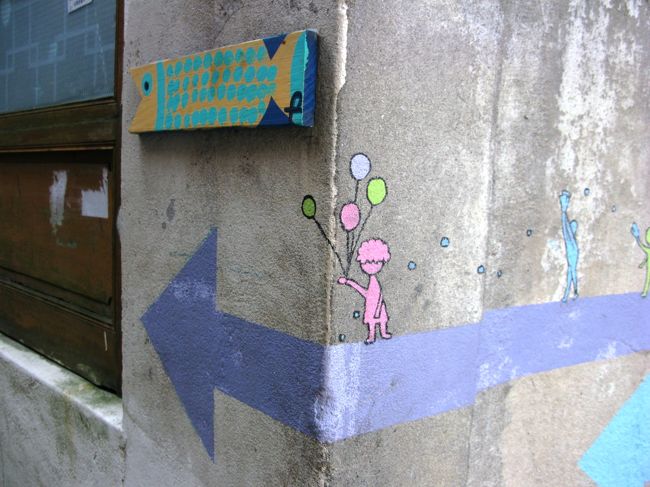 矢印にも遊び心。これもアート。